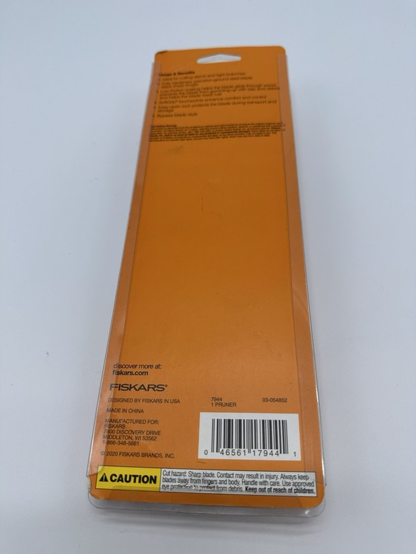 Fiskars Pruner ~Cuts up to 3/4" Branches & Stems~ Item #7944 New (E11) gallery