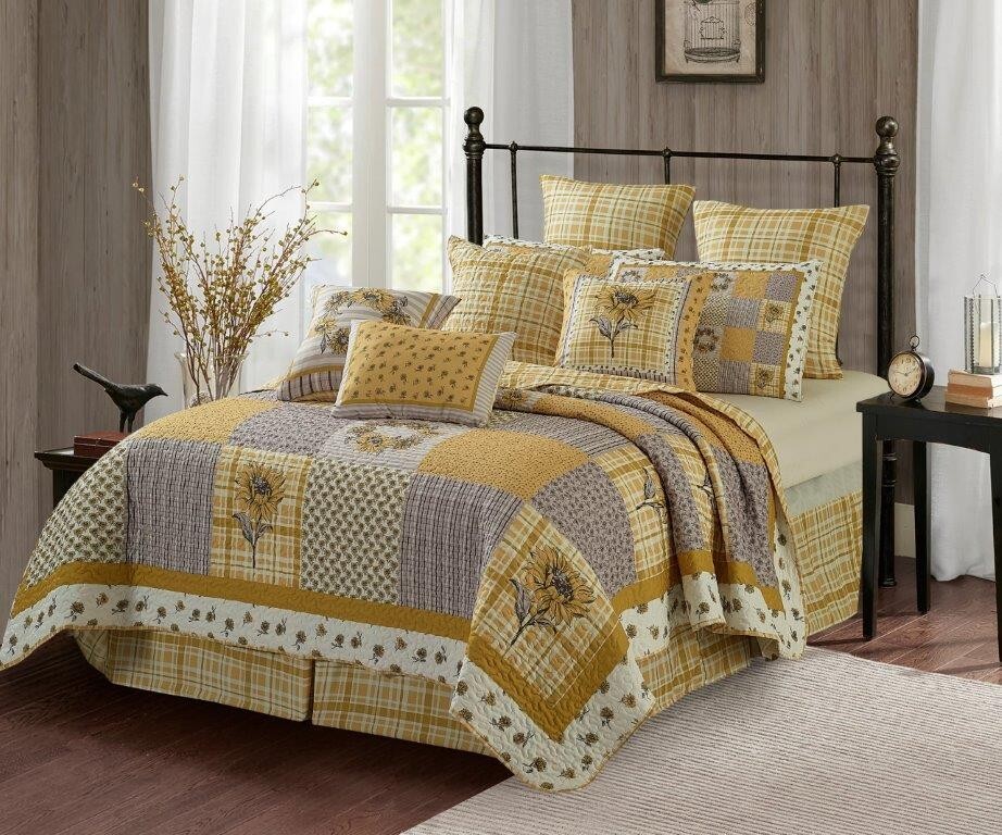 NEW! Farmhouse Sunflower Patchwork Sunshine Printed Quilt Floral Flower Queen gallery