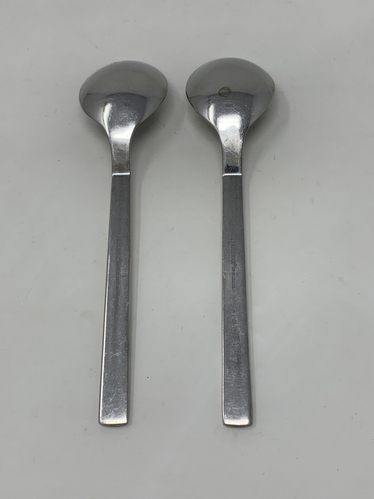2 Retroneu "Center Stage" Soup Spoons (Glossy Stainless with Gold Accent) 7 3/8" gallery