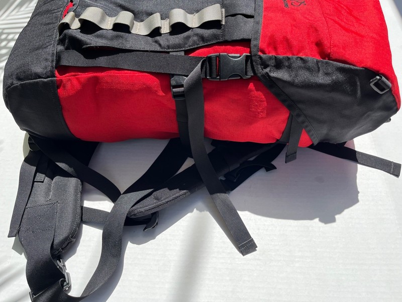 ALPS MOUNTAINEERING Internal Frame BACKPACK Camping Backpacking RED BLACK 50 LTR 5