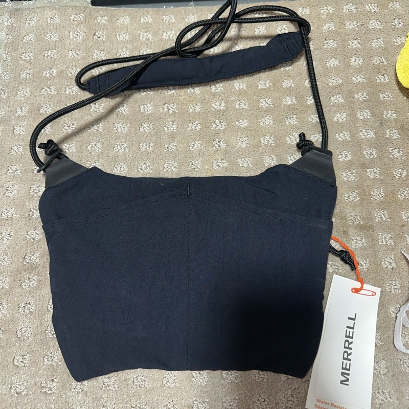 Merrell Water Resistant Bag  2