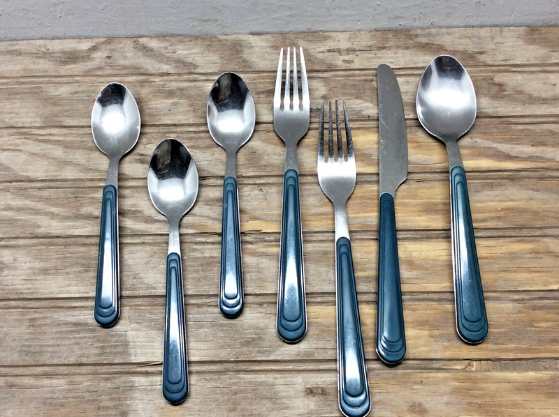 Gibson Flatware Replacement Pieces Emerald Green Vintage CHOICE PER PIECE gallery