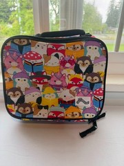 Squishmallow lunchbox perfect for kiddos of all age in excellent condition