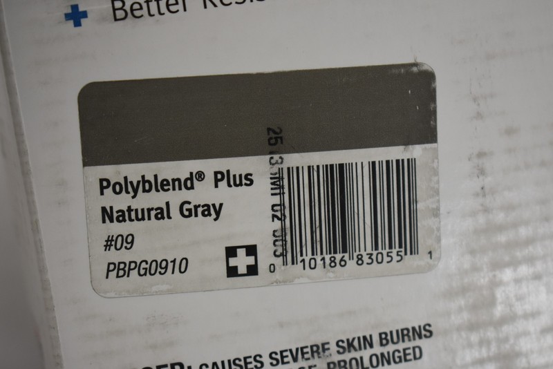 Polyblend Plus Non-Sanded Grout 3 Grout Natural Gray Non-Sanded Grout 1/8" W gallery