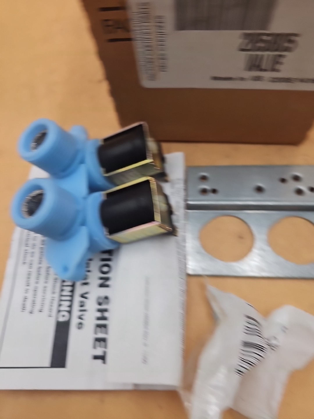 Whirlpool 285805 OEM Washer Washing Machine Water Inlet Valve gallery