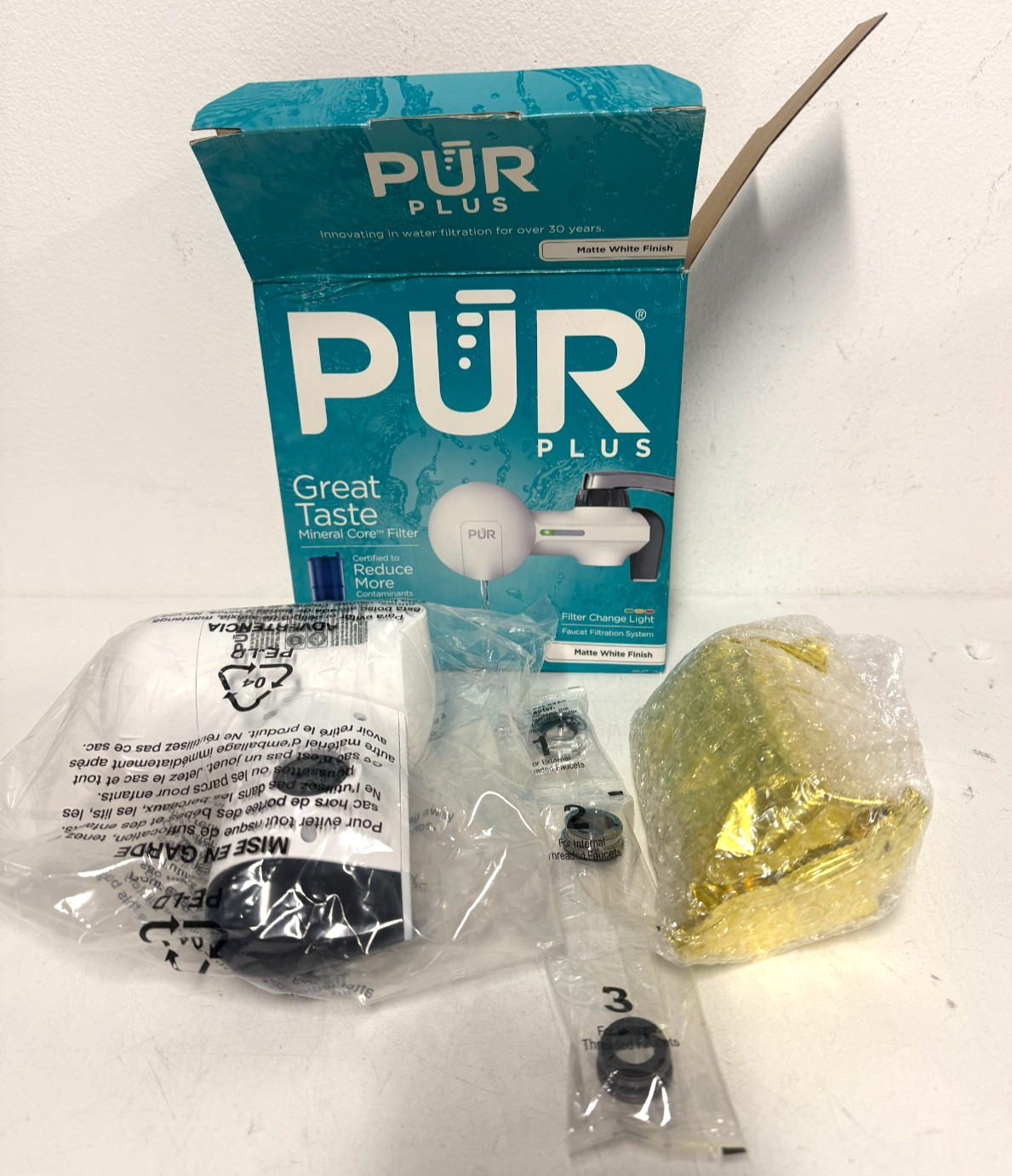 PUR Plus Horizontal Faucet Mount Water Filtration System in Matte White gallery
