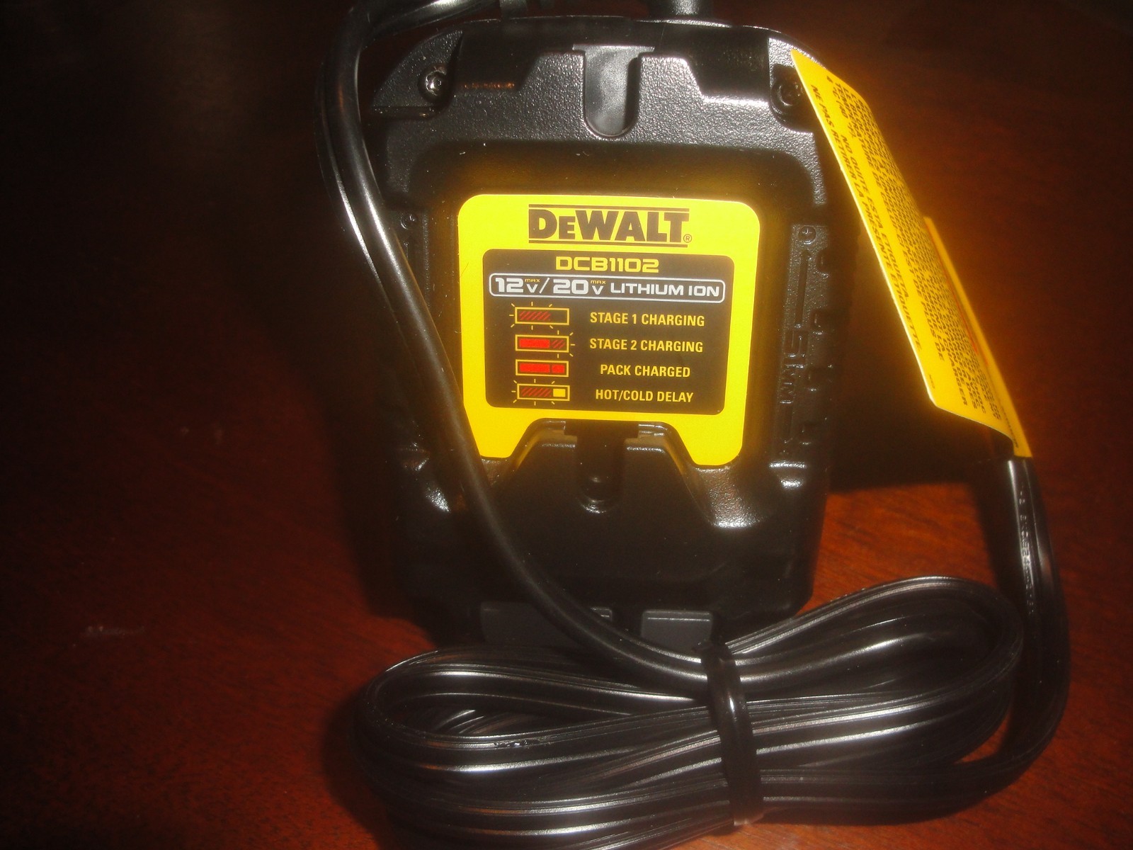 New Dewalt DCB1102 12V & 20V Max Li-ion Compact Battery Charger. OEM 2025 gallery