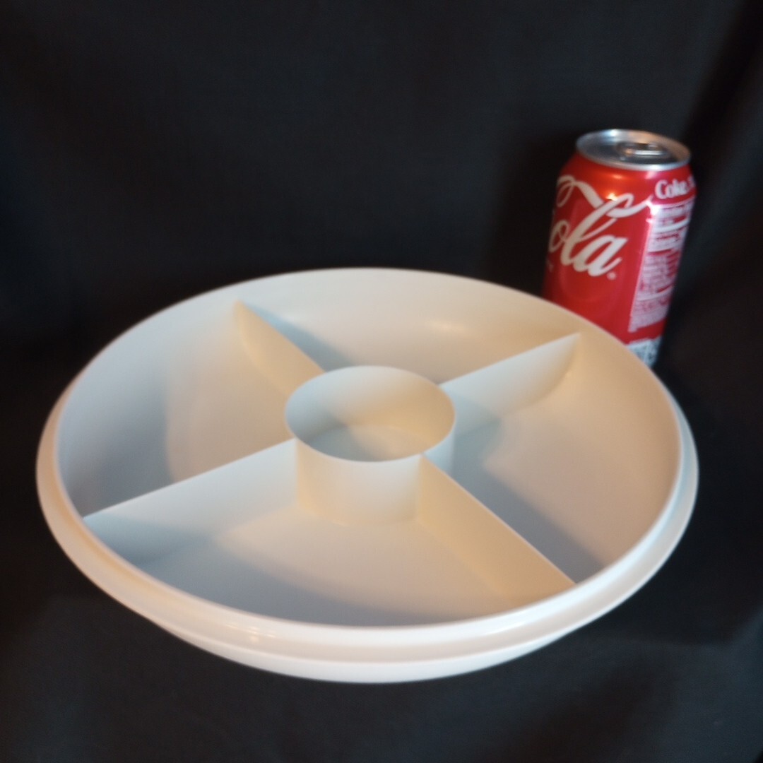 Tupperware Almond Divided Veggie Relish & Dip Serving Tray 1708-5 *NO LID* 10.5" gallery