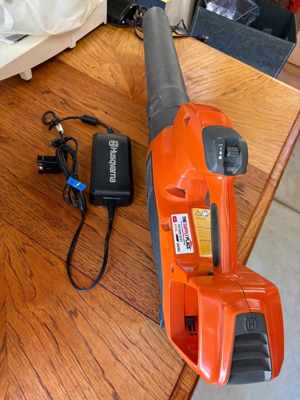 Husqvarna Battery powered includes battery gallery