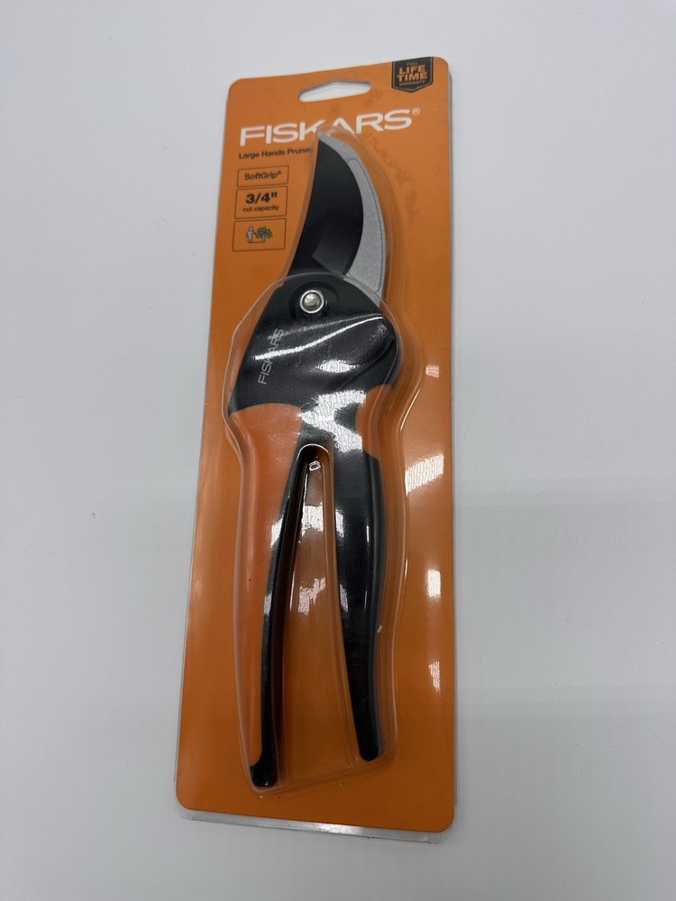 Fiskars Pruner ~Cuts up to 3/4" Branches & Stems~ Item #7944 New (E11)