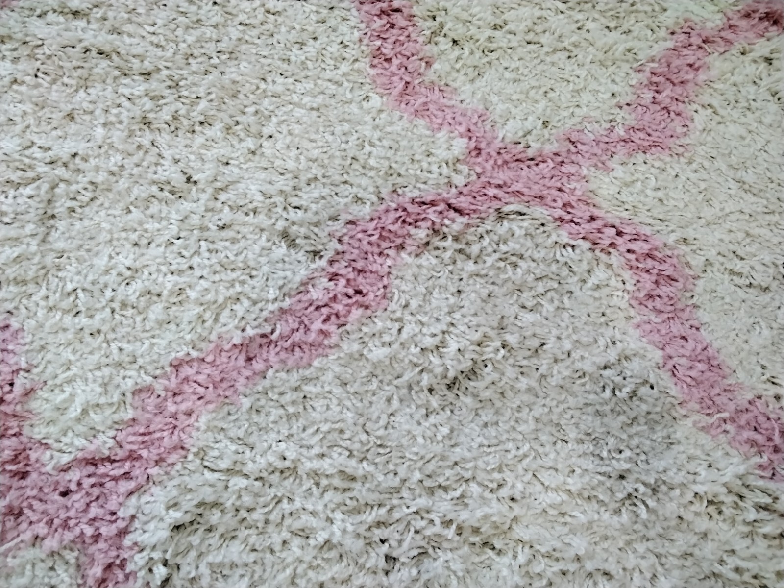 IVORY / LIGHT PINK 4' X 6' Back Stain Rug, Reduced Price 1172756736 SGD257P-4 gallery
