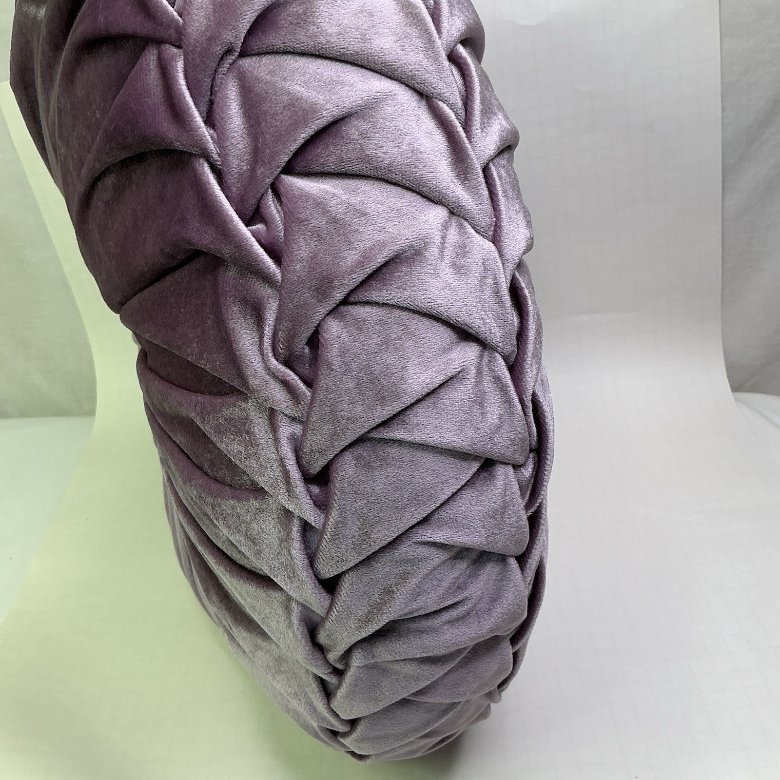 Large 18” Round Pleated Velvet Pillow Button Tufted Seat Cushion Lavender gallery