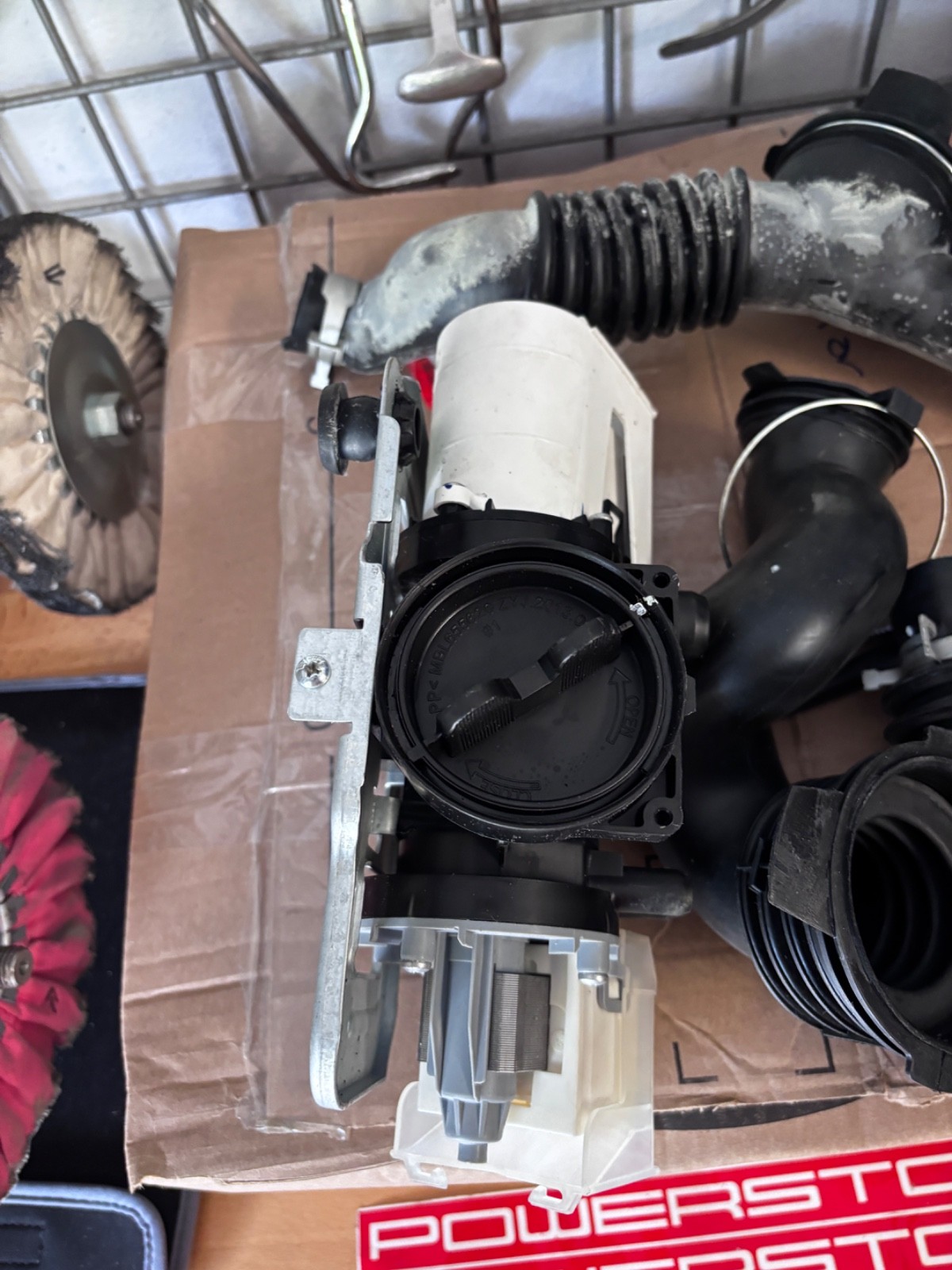 4681ea2001t. Comes with complete housing and all bellows and clamps gallery