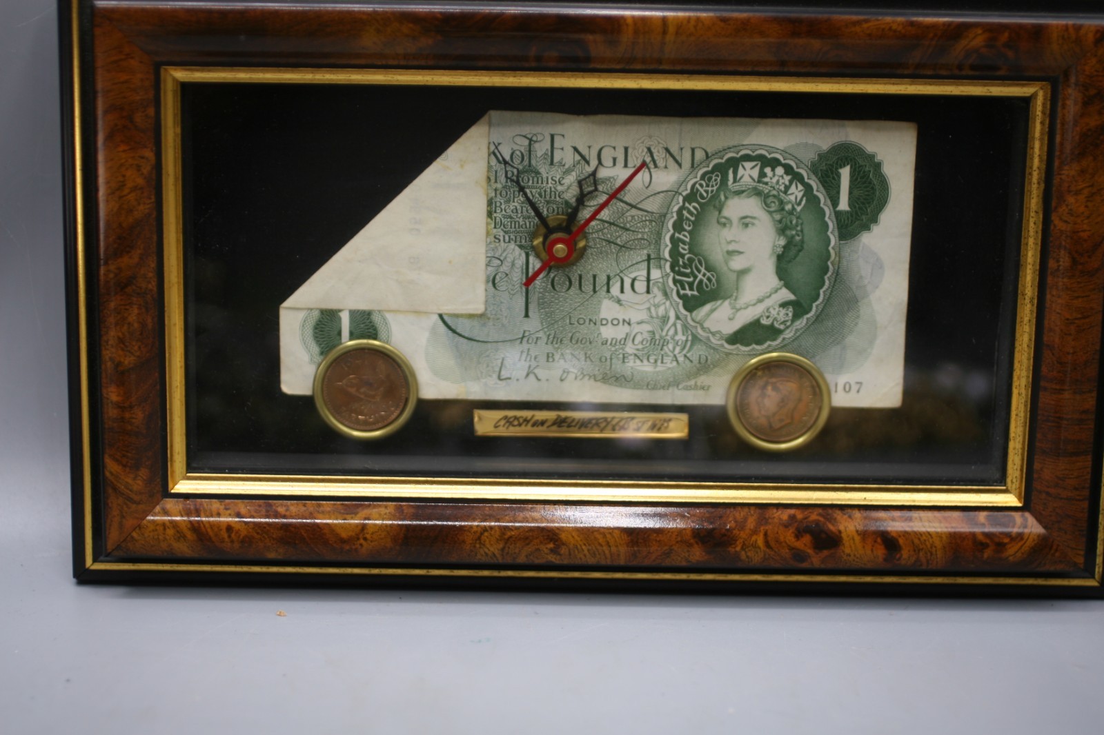 Picture Frame & Clock 1 pound P19 gallery
