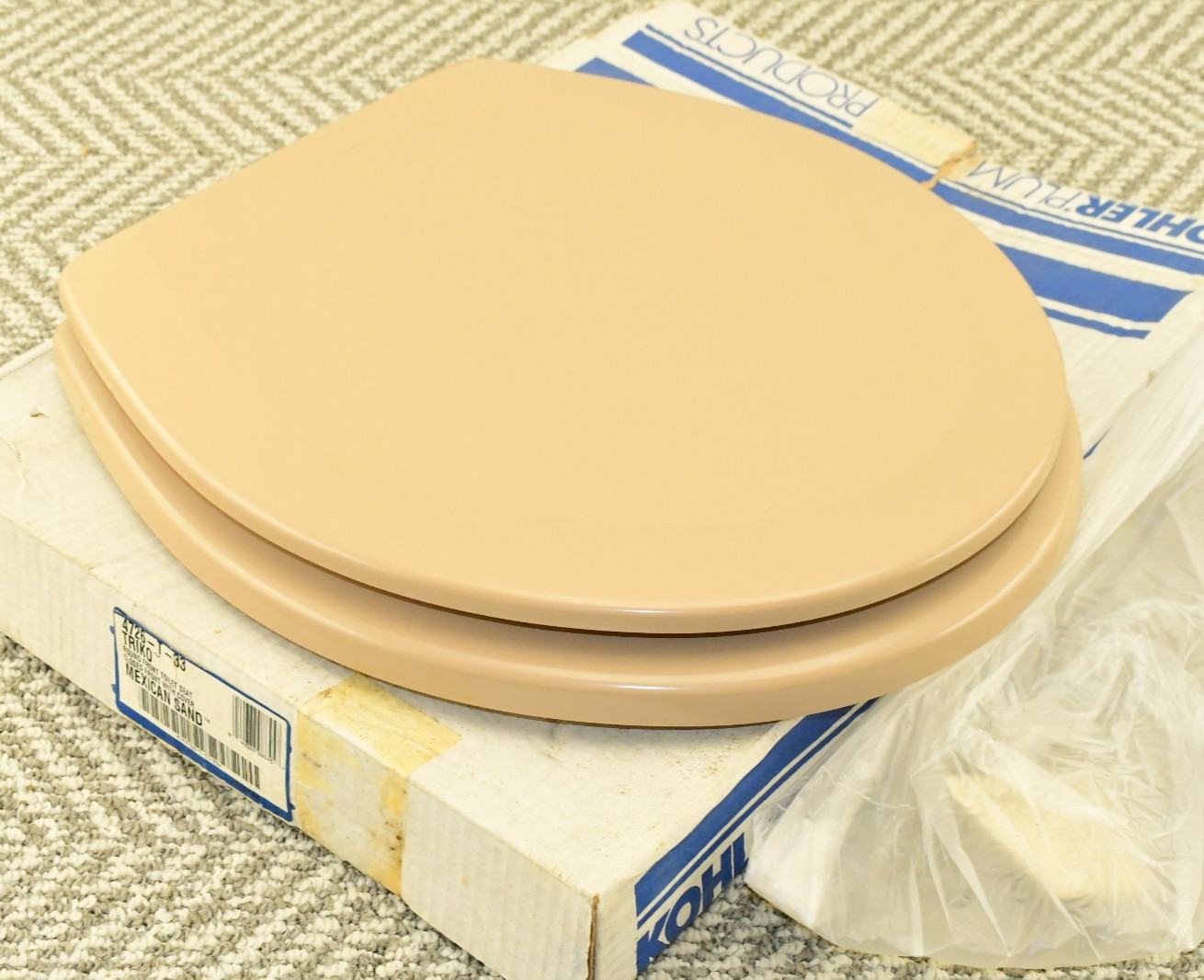 Kohler Triko Round Closed Front Toilet Seat in Mexican Sand K-4726-T-33 gallery