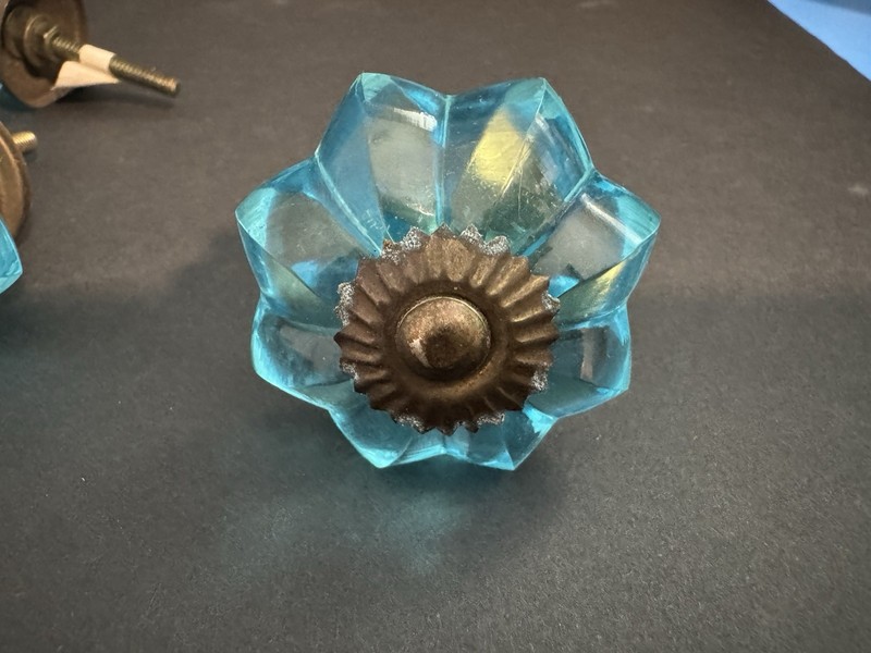 SET 3 Flower Shaped Drawer Pulls Knobs Cabinet Blue Acrylic & Metal 1.5" NOS gallery