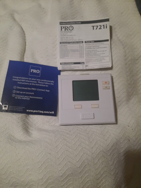 Pro1 IAQ T701 Non-Programmable Electronic Thermostat White gallery