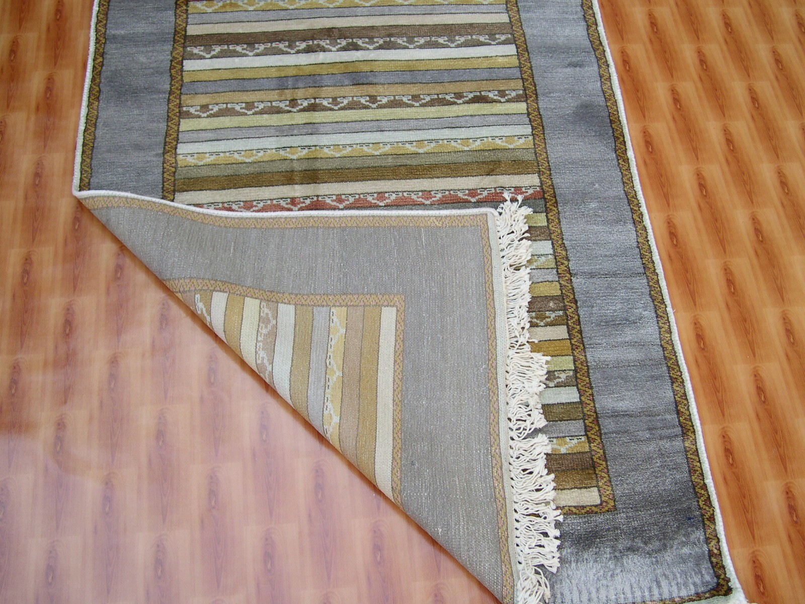 3x5 Timeless Striped Design Multicolor Hand-knotted Silk Foyer Rug gallery