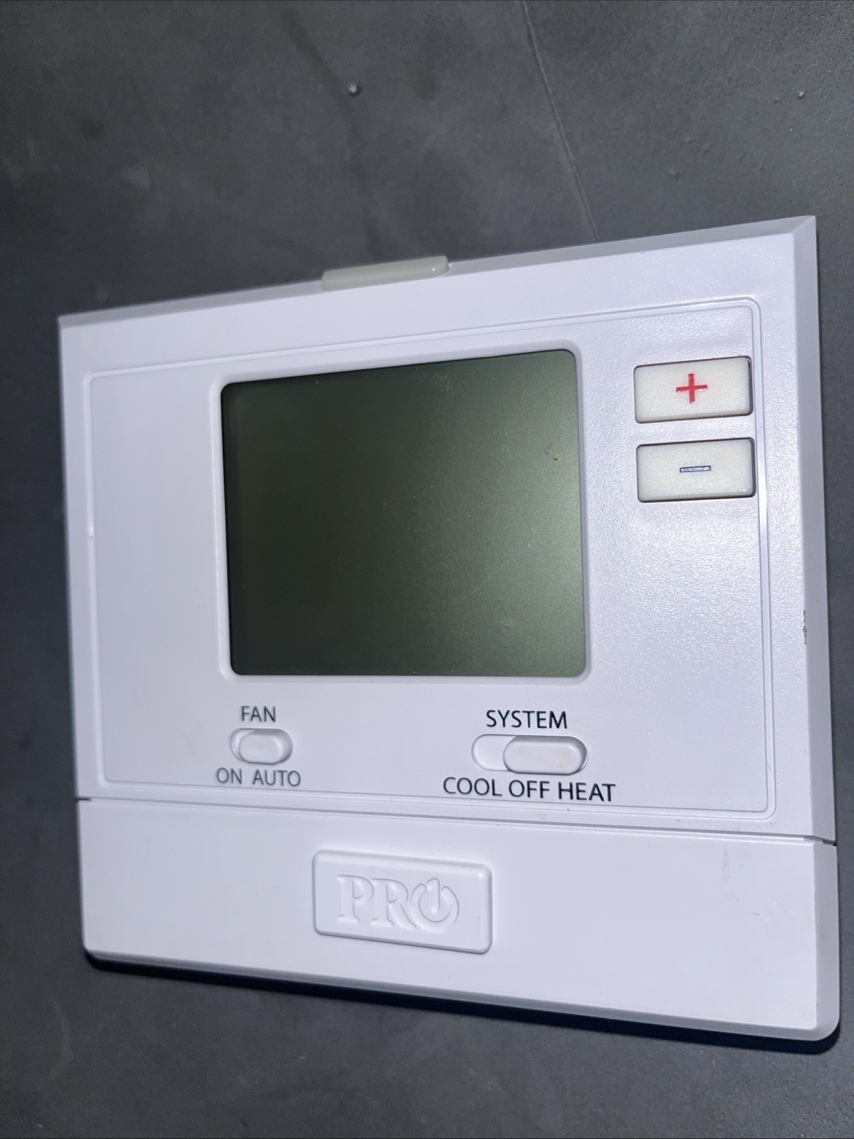 Genuine Pro1 T701 Digital Non Programmable Thermostat Blue Screen Working Tested gallery