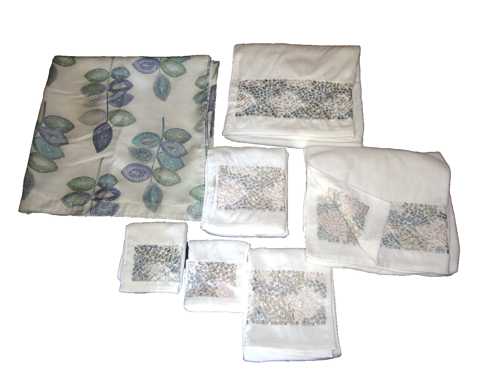 CROSCILL DECO BATH MOSAIC LEAVES TEAL GREEN BLUE (1) SHOWER CURTAIN & TOWEL SET gallery
