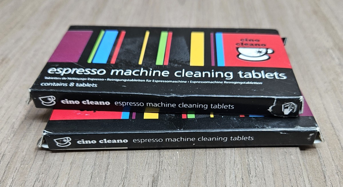 Espresso Machine Cleaning Tablets 8 count each pack of 2 - NEW Dmg Boxes gallery
