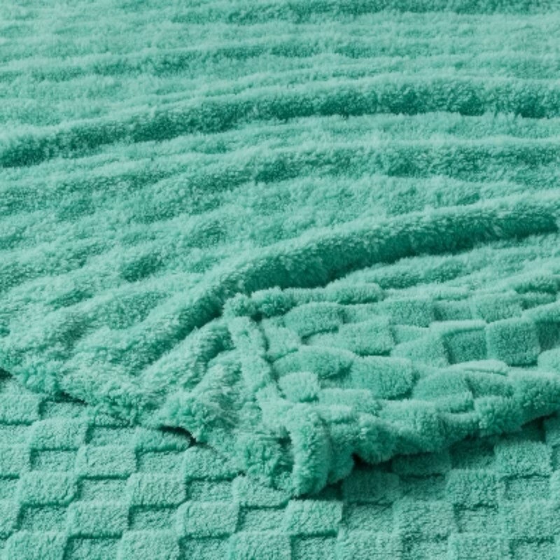 Full/Queen Checkered Blanket gallery