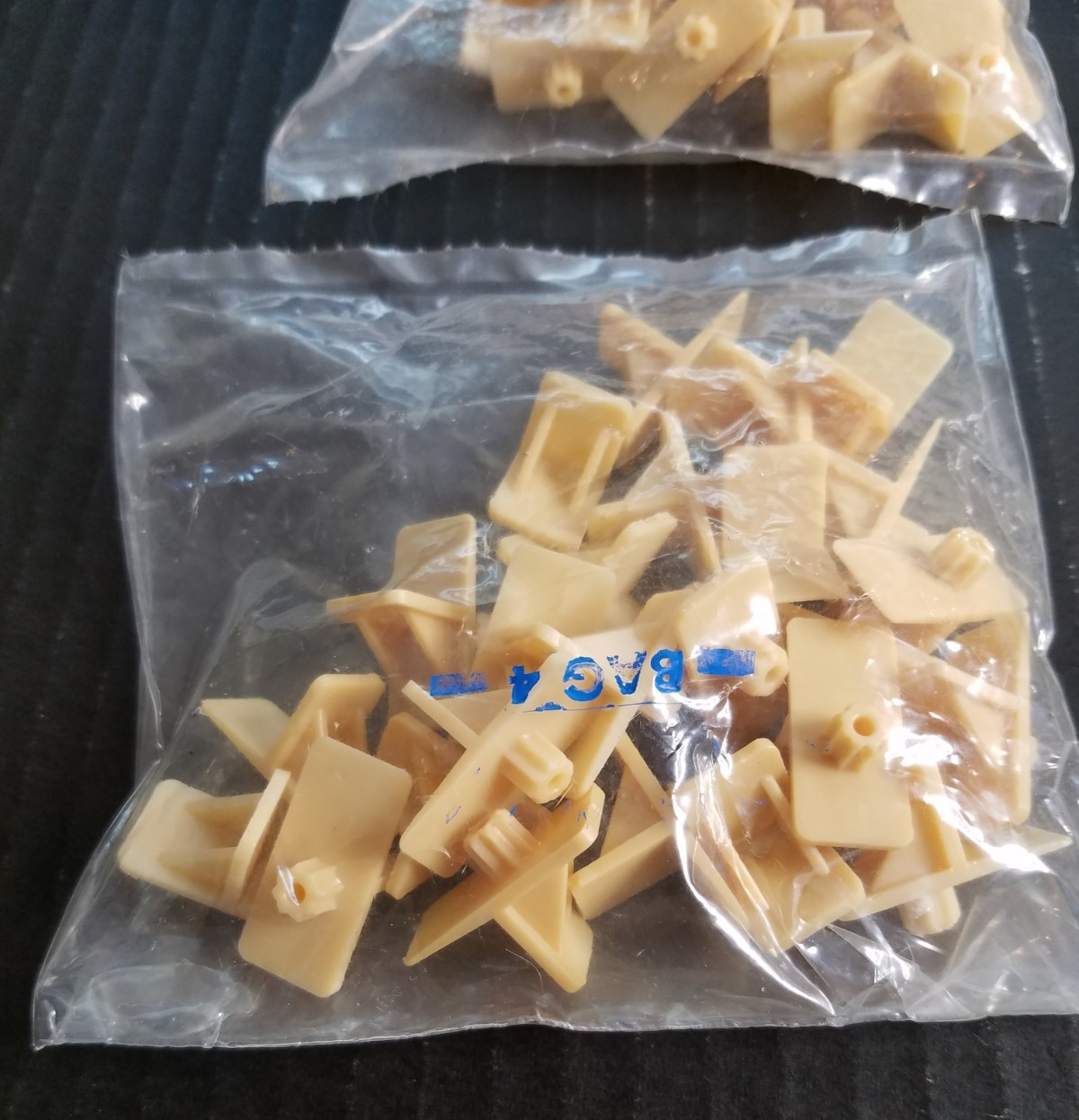 Shelf Support 1" High 1/2" Wide 5 Lbs Capacity 6 Packs 25 Count Ea Plastic Brown gallery
