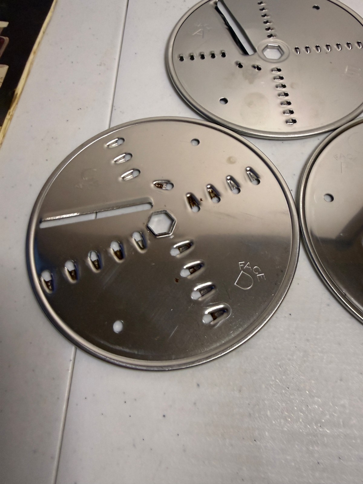 LA MACHINE MOULINEX 354 390 Food Processor Parts Disc Cutting Blades A B C D F gallery
