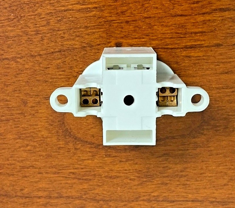 2 pcs - CFL-Compact Fluorescent Lampholder Socket 2Pin GX23 Vertical Snap-In gallery
