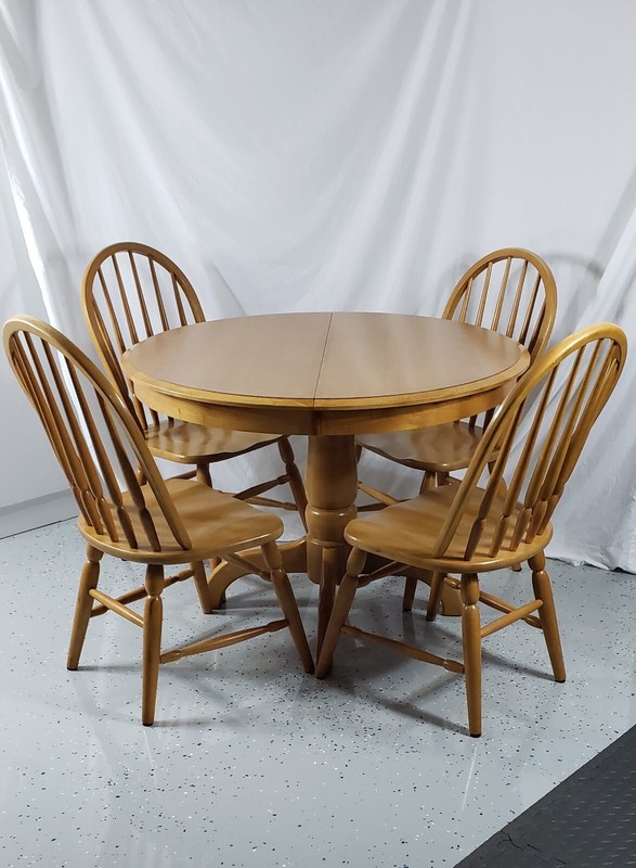 Solid Oak Dining Table Oval 4 Chairs 2 Leafs Cochrane Amer-Silhouette L-Pick-Up gallery