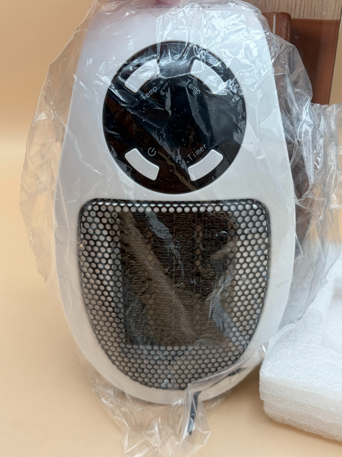 GiveBest Personal Electric Ceramic Heater 450W With 12 Hour Timer - New Open Box gallery