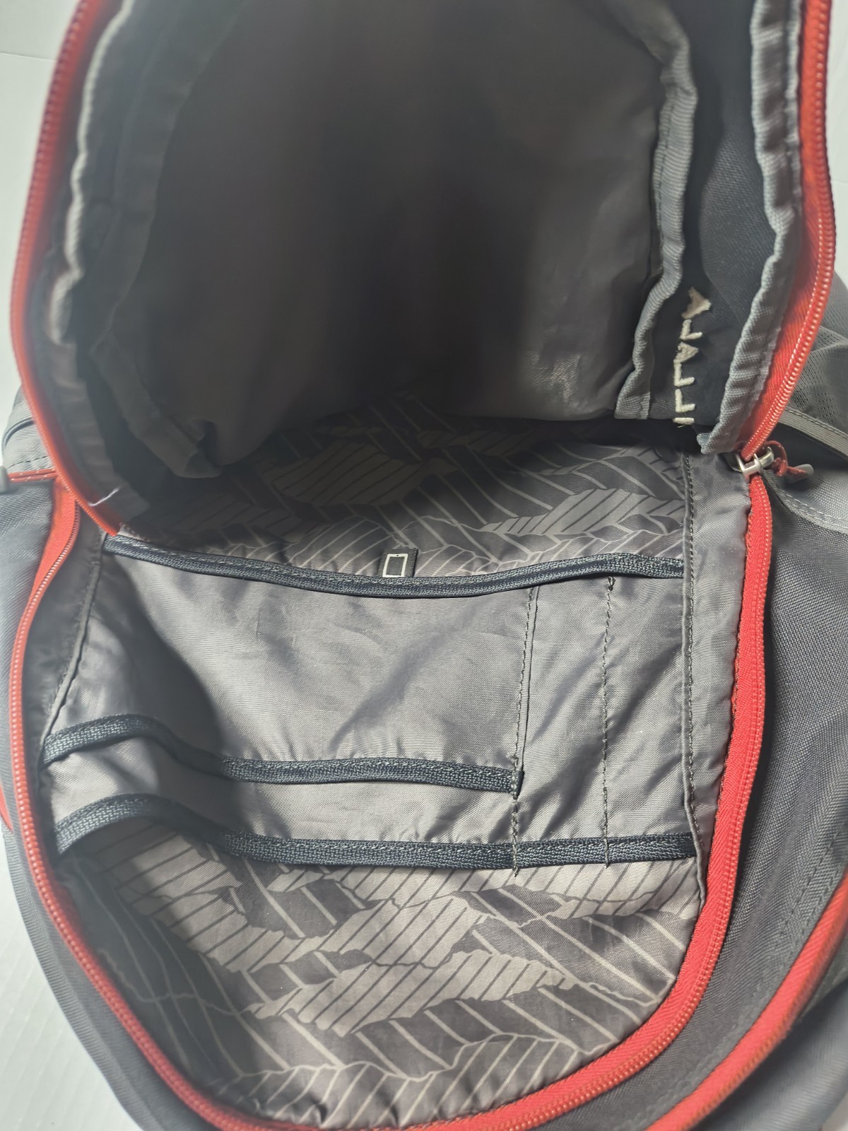 Columbia Elite One Technical Daypack - Wham (Red & Gray) 4