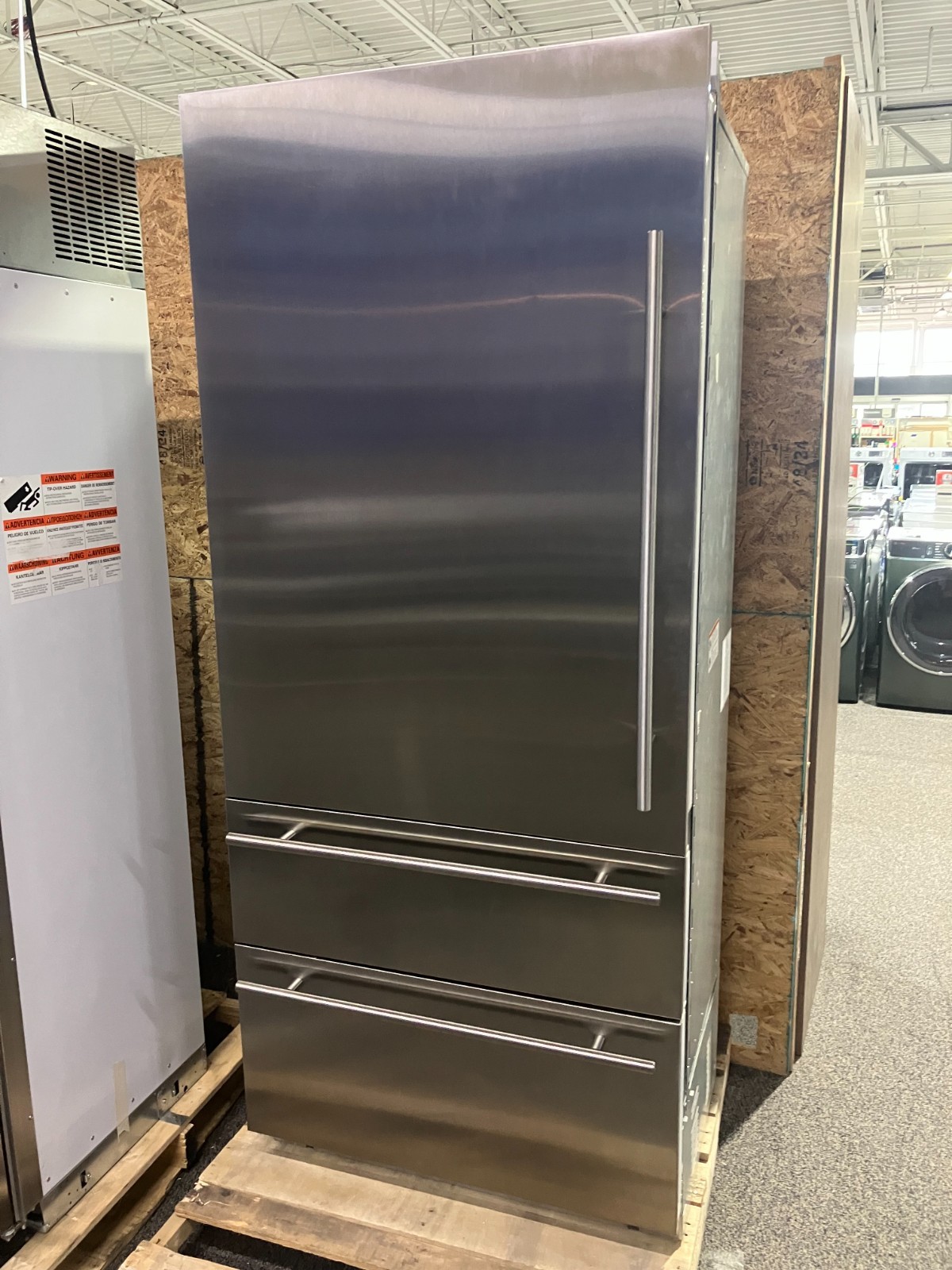 Viking 7 Series Built-In Stainless 36" Bottom Freezer Refrigerator-MVBI7360WLSS gallery