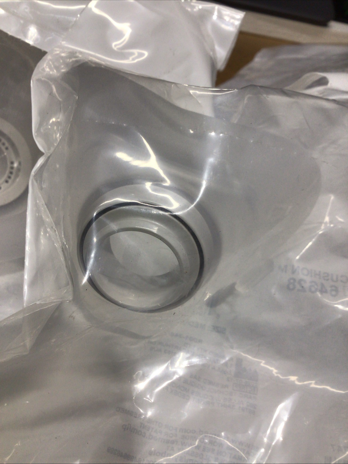 Res Med Air Fit F40 Medium Full Face Cushion Quiet 64628 Medium gallery