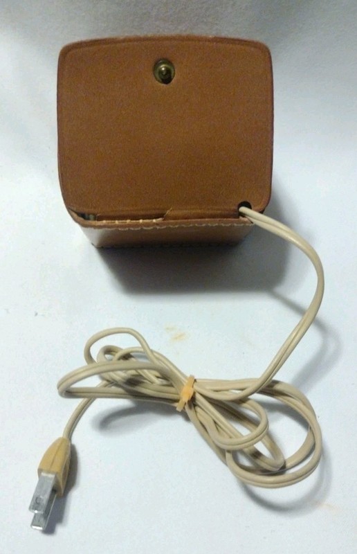 General Electric Trip Mate Lighted Dial Brown Leather Alarm Clock 7314K B2 gallery