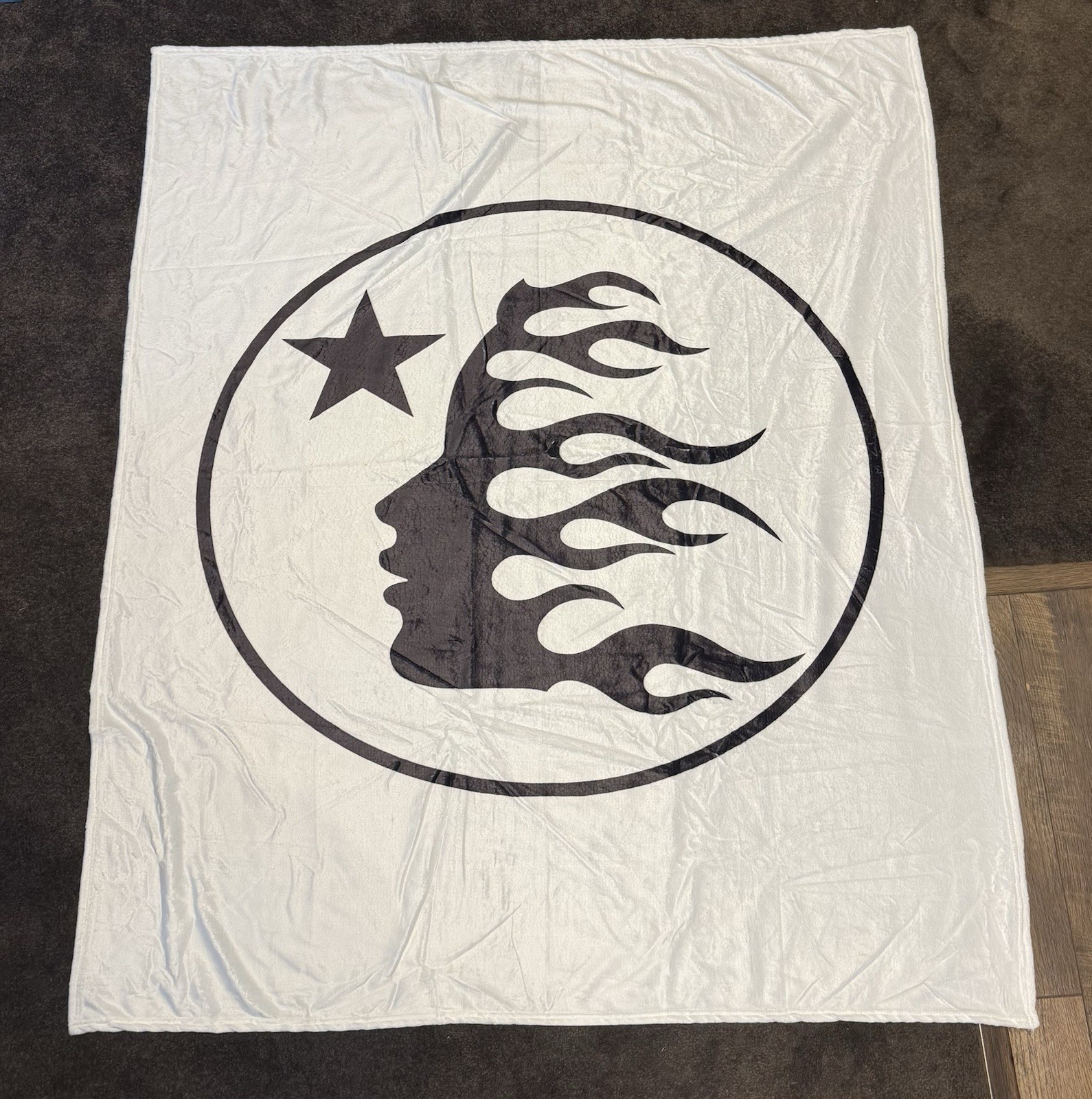 Hellstar Logo Micro Fleece Blanket (Not Licensed) NIB gallery