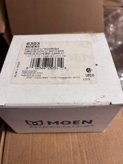 Moen 6303 Single Function Easy Clean XL 2-1/2″ Shower Head ONLY 2.5 gpm