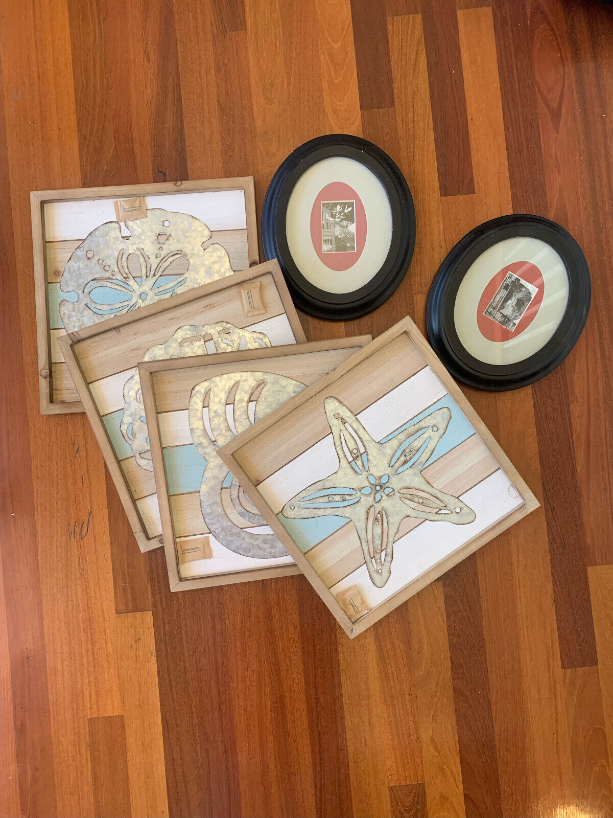 Lot of picture frames 4 squares (Beach), 2 ovals (Simple) gallery