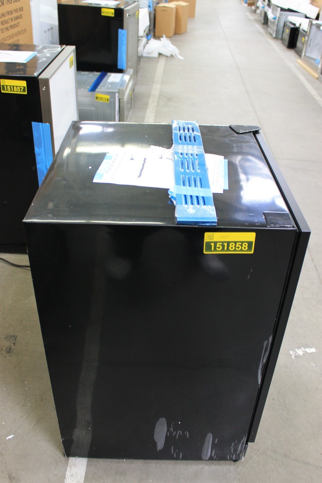 GE Monogram ZDBI240HII 24" Panel Ready Compact Beverage Center NOB #151858 BP gallery