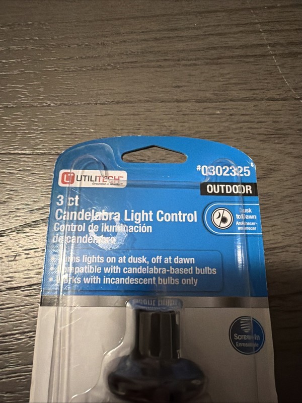 Utilitech Bronze Candelabra Automatic Dusk to Dawn Light Control 3 Pack gallery