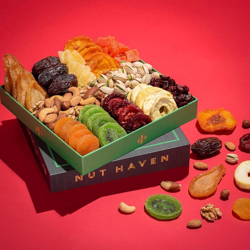 Dried Fruit & Nuts Gift Basket - Fresh Dried Fruit & Nuts Gift Basket - Assorted gallery