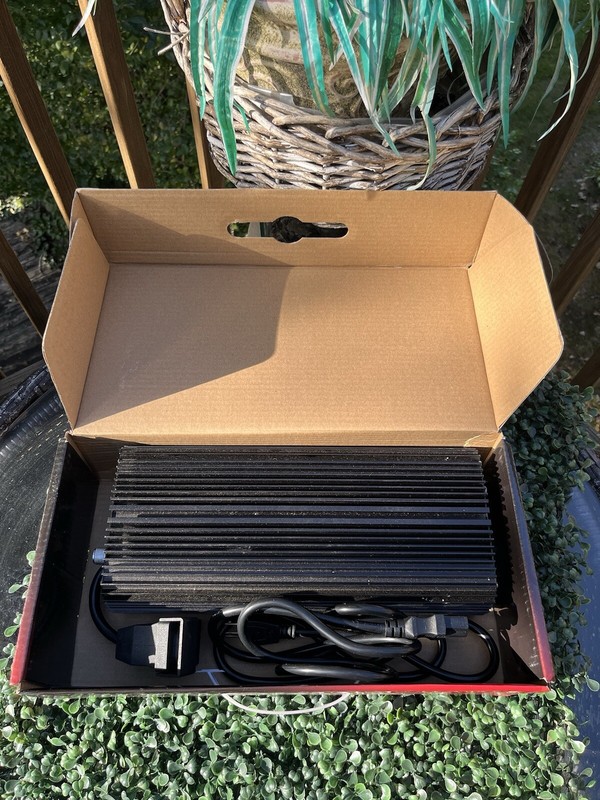 LIGHTSPEED DIGITAL 1000W BALLAST gallery