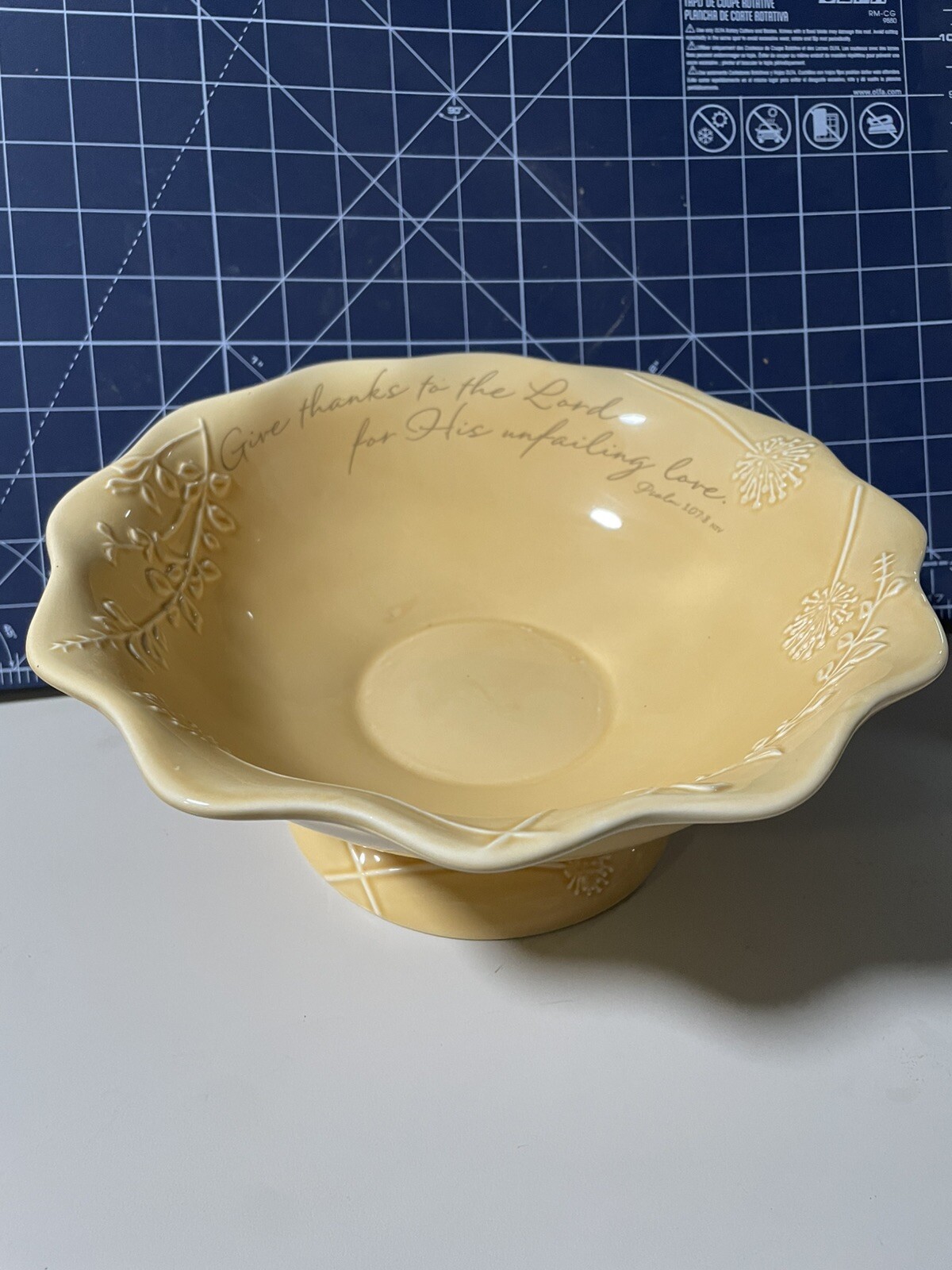 Blessings Unlimited Ever Grateful Collection 10" Footed Bowl 80331 Psalm 107:8 gallery