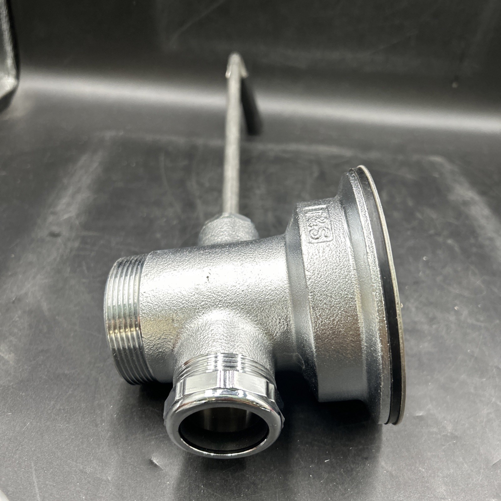 T&S Commercial Sink Drain with Xtra Long Twist Handle gallery