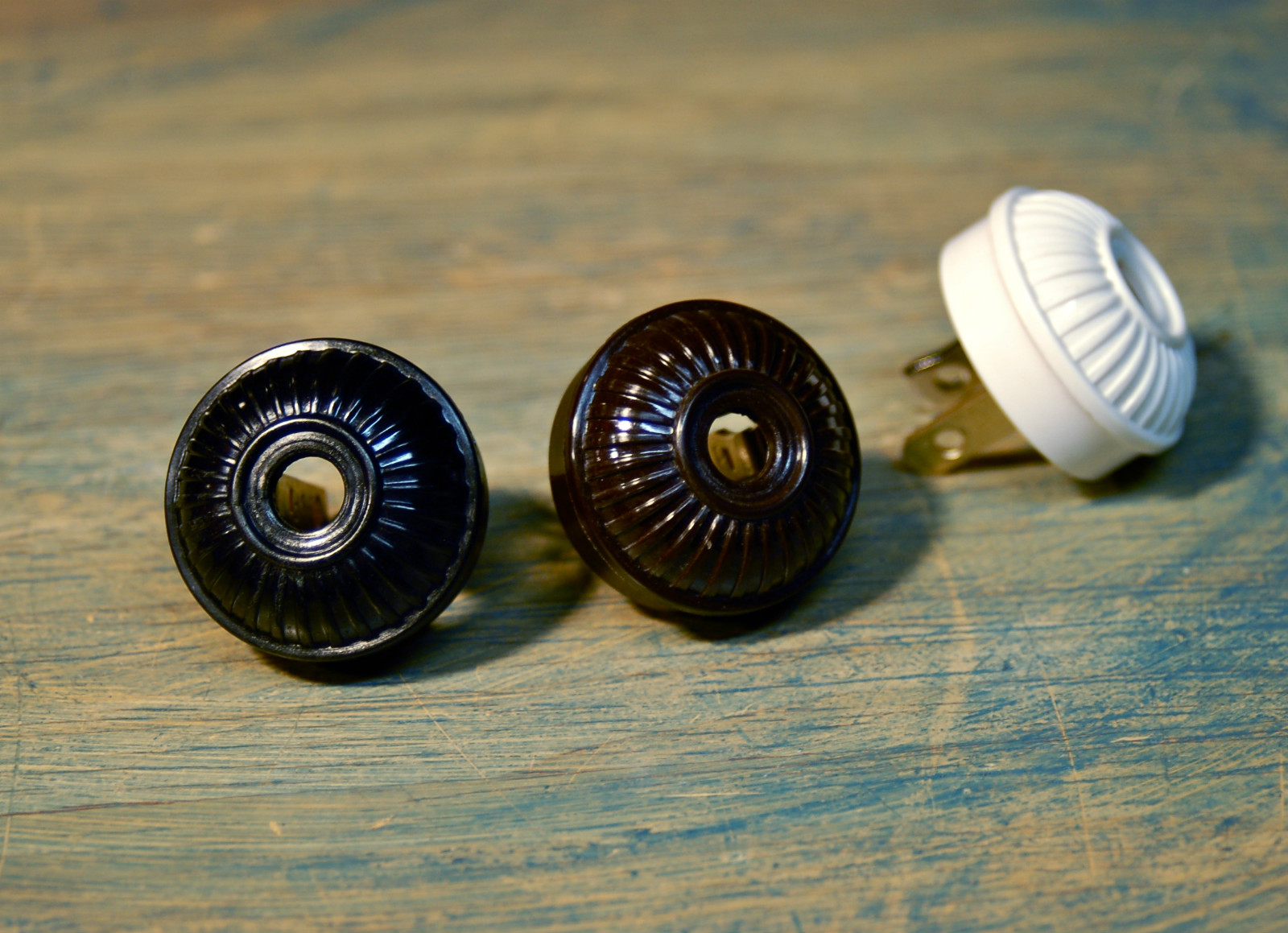 Vintage Style Electrical Plug Ribbed Design, Bakelite Replica antique fan rewire gallery
