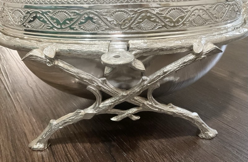 Victorian-style silver-plated revolving dome entree server/bacon warmer gallery