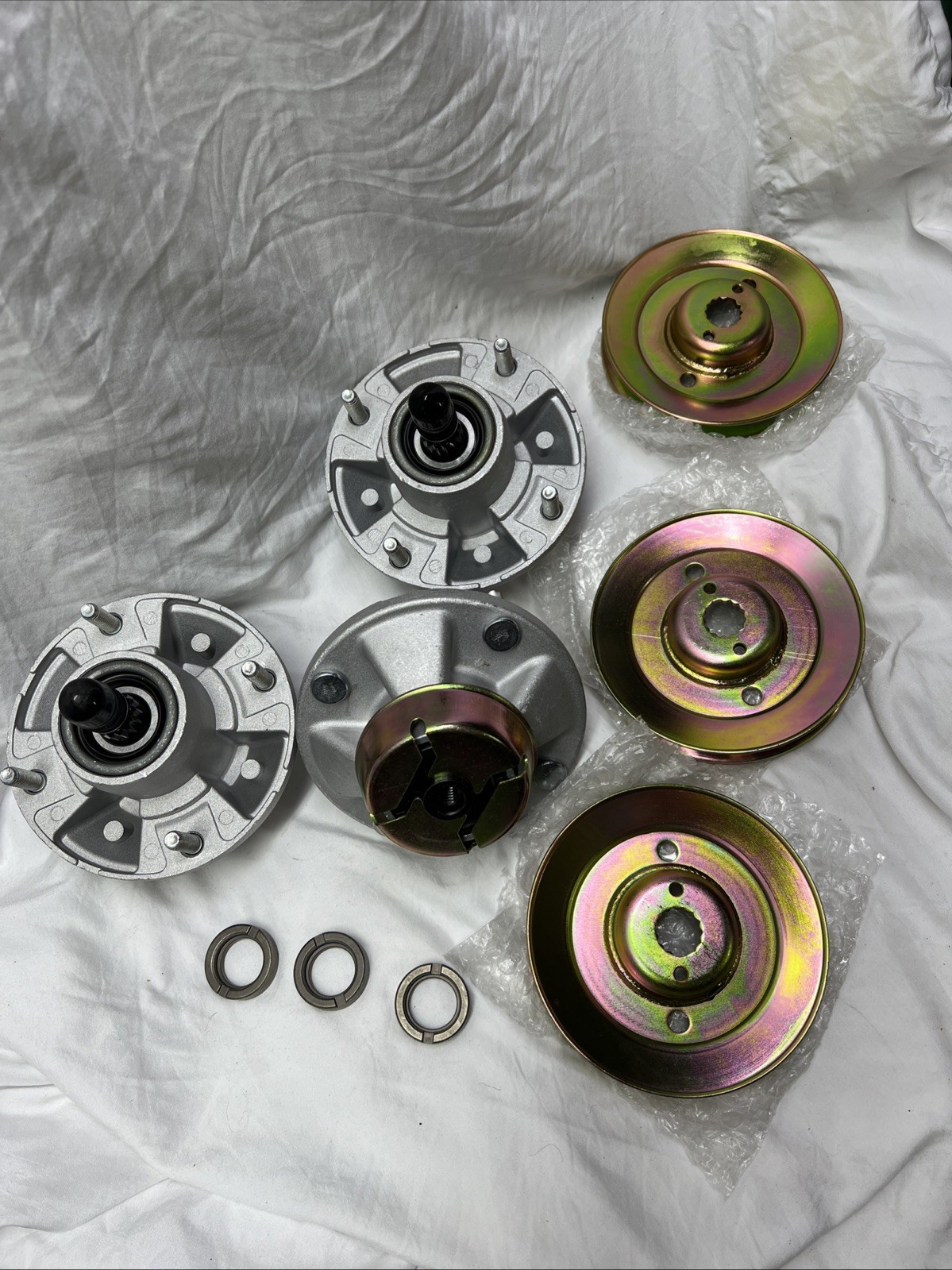 3 Spindle Assembly W/Pulley Set 48" Deck For John Deere X360 X500 X520 X530 gallery