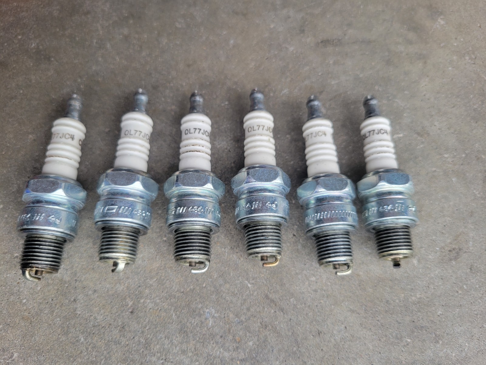 GENUINE OEM CHAMPION PART # QL77JC4; SPARK PLUG 6 PACK gallery