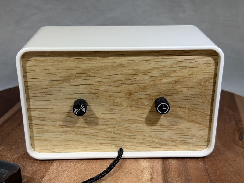 OneClock Minimalist Bedroom Analog Waking Alarm Clock White Oak Tested Working gallery