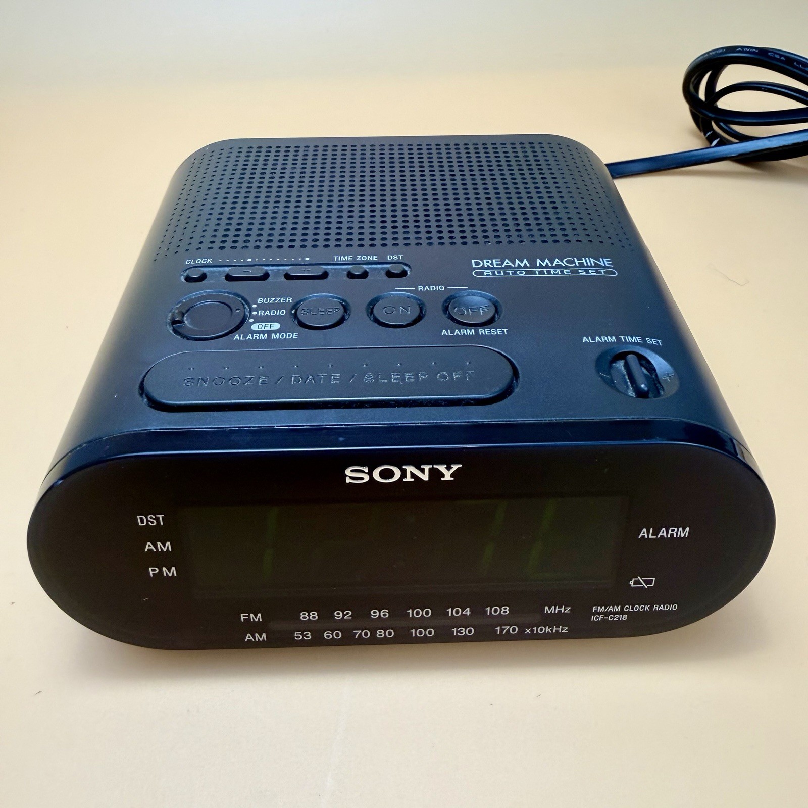 Sony Dream Machine AM FM Dual Alarm Clock Radio Model ICF-C218 Auto Time Set gallery